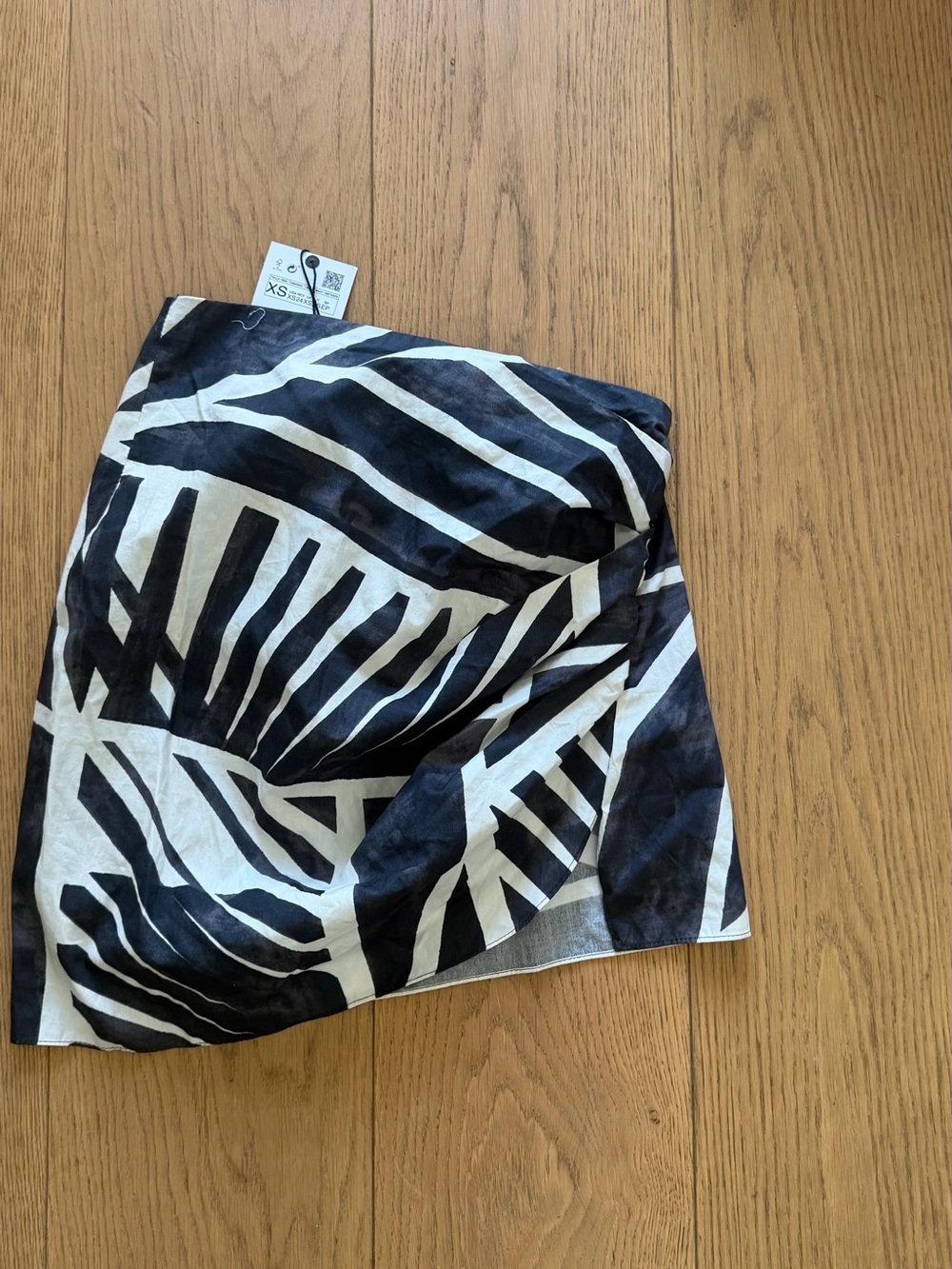 Zara Skirt -NWT